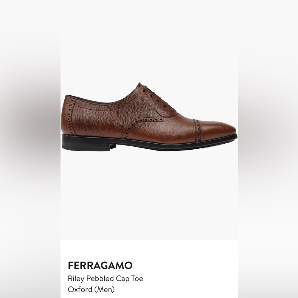 Size 8 - Ferragamo - Riley Pebble Cap - Brown Oxford